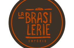 LOGO_LÁ_BRASILERIE